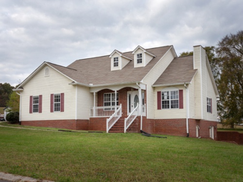 238  COUNTRY MDWS DR SE 