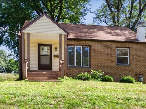 3121  VICTORIA DR  