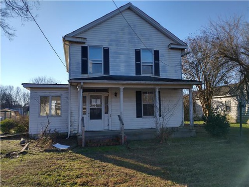 513 W MAIN ST  