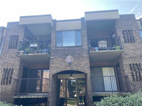 5  SILVERWOOD CR  Unit 8