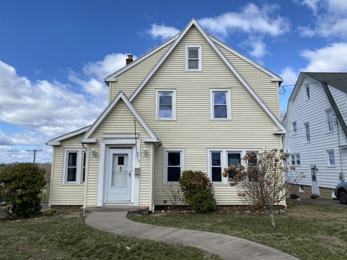230  PEARL ST  