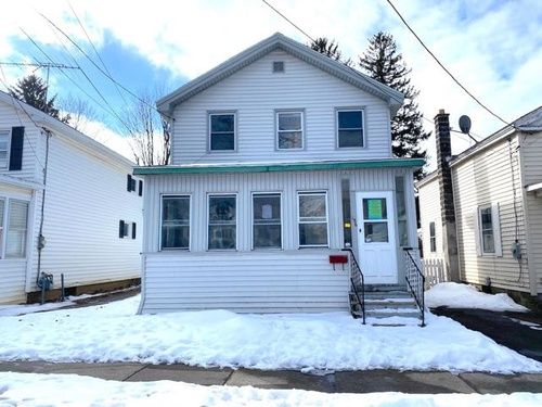 31  LOWER RD  
