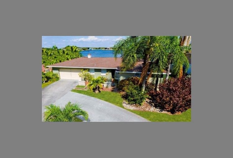 5015  Skyline Bv., Cape Coral, FL 33914